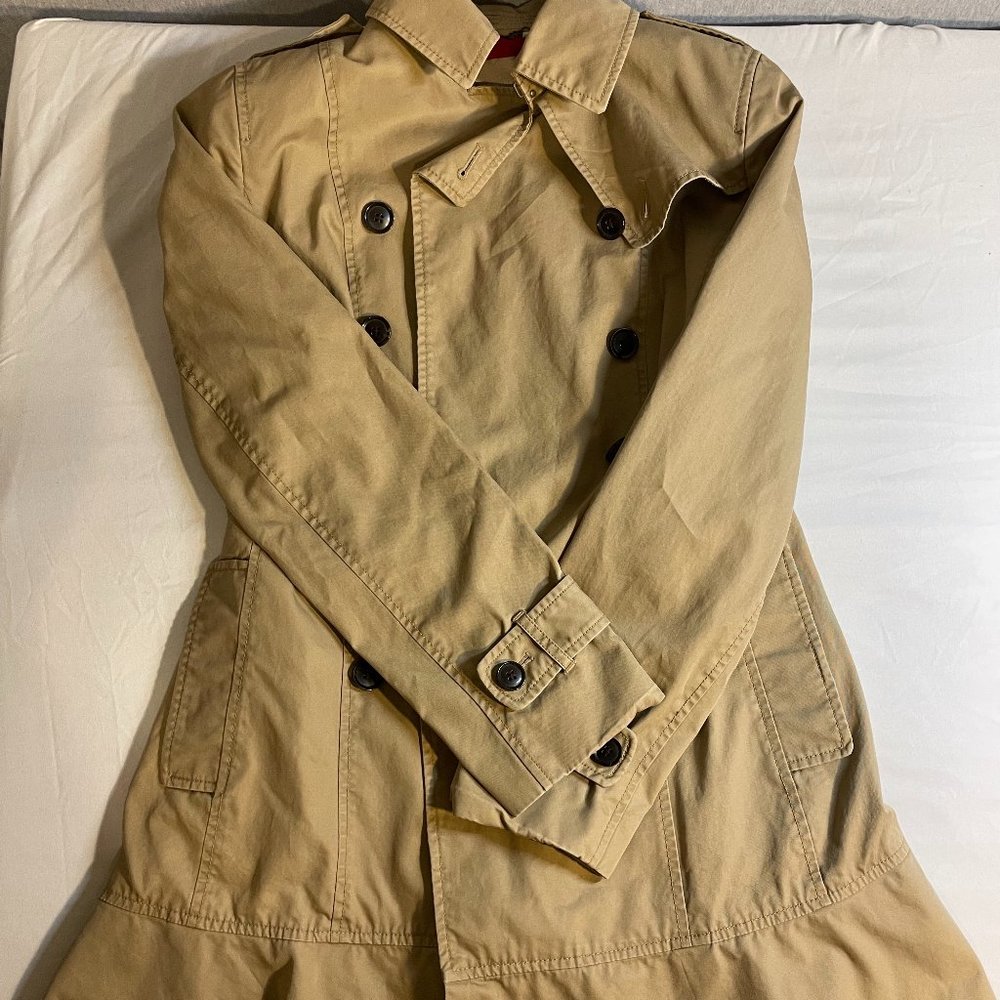 M Tan Banana Republic Trench Coat